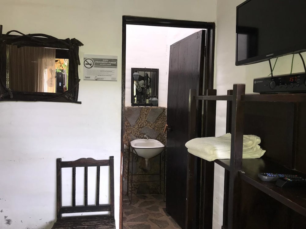 Standard Triple Room, Multiple Beds, Non Smoking