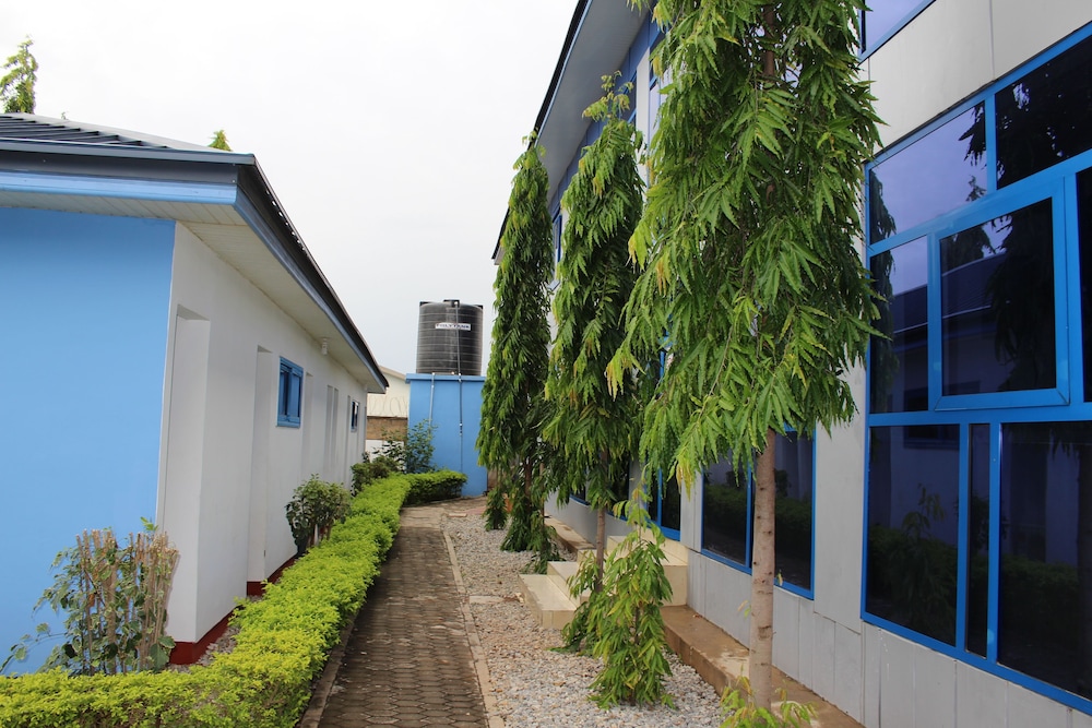 Blue Hill Hotel
