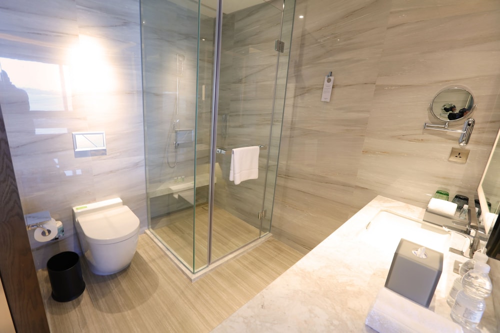 Room, 2 Double Beds, City View