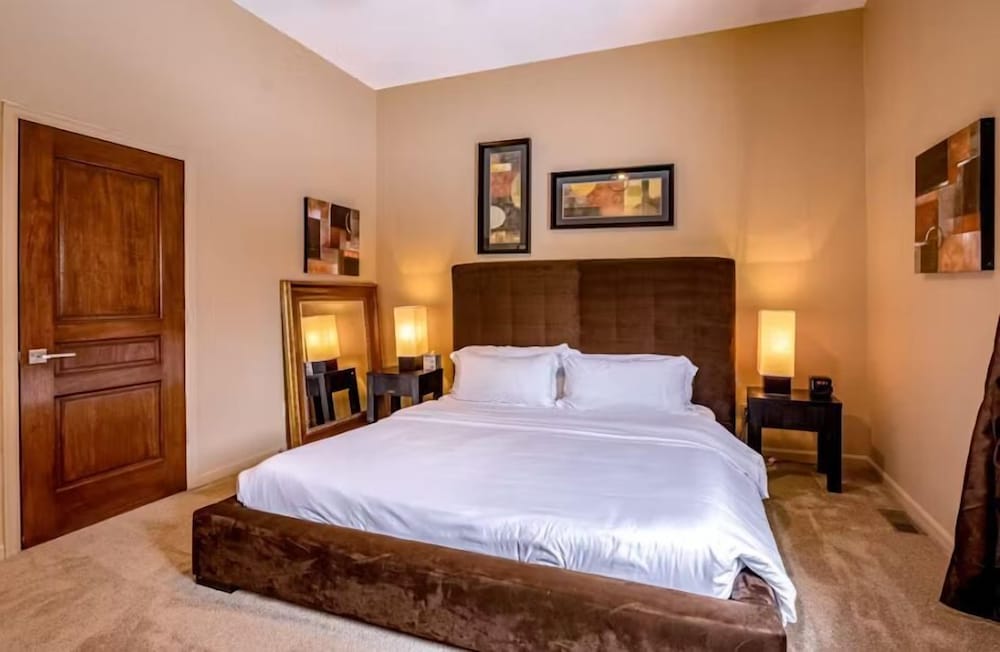 Condo, 4 Bedrooms, Non Smoking