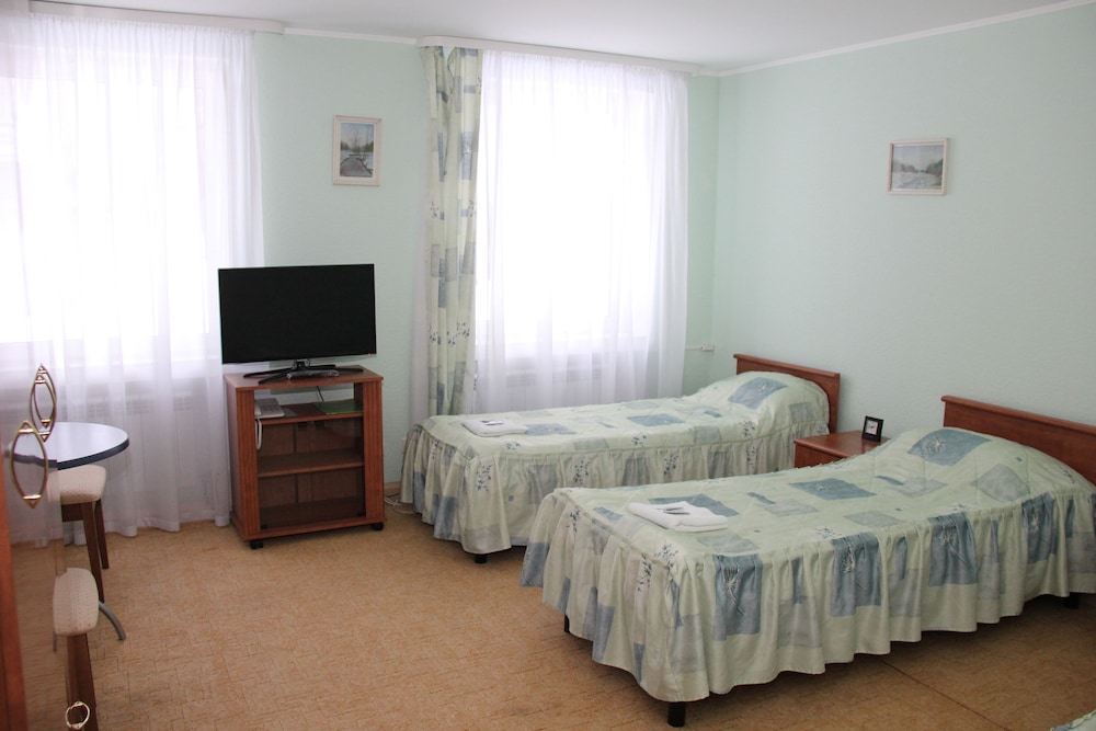 Standard Double Room, Shared Bathroom