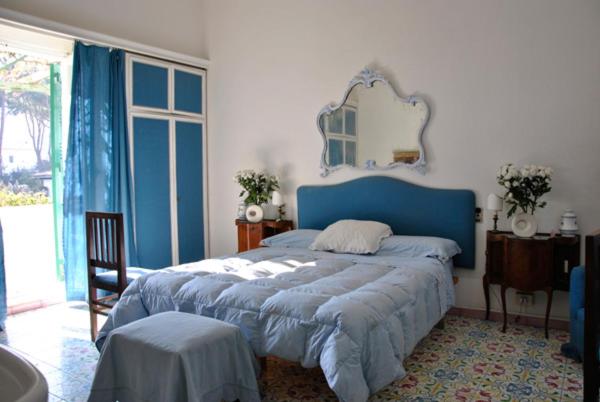 King Suite with Balcony