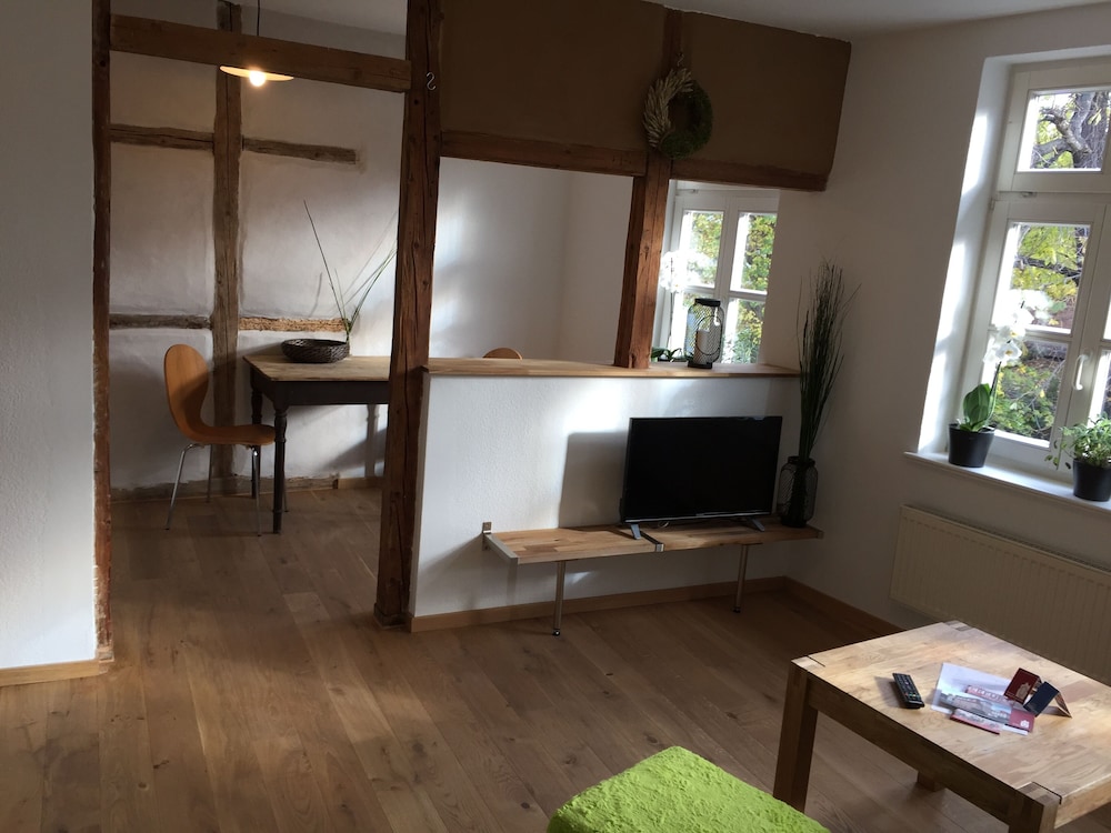 Classic Apartment, Private Bathroom (W4)