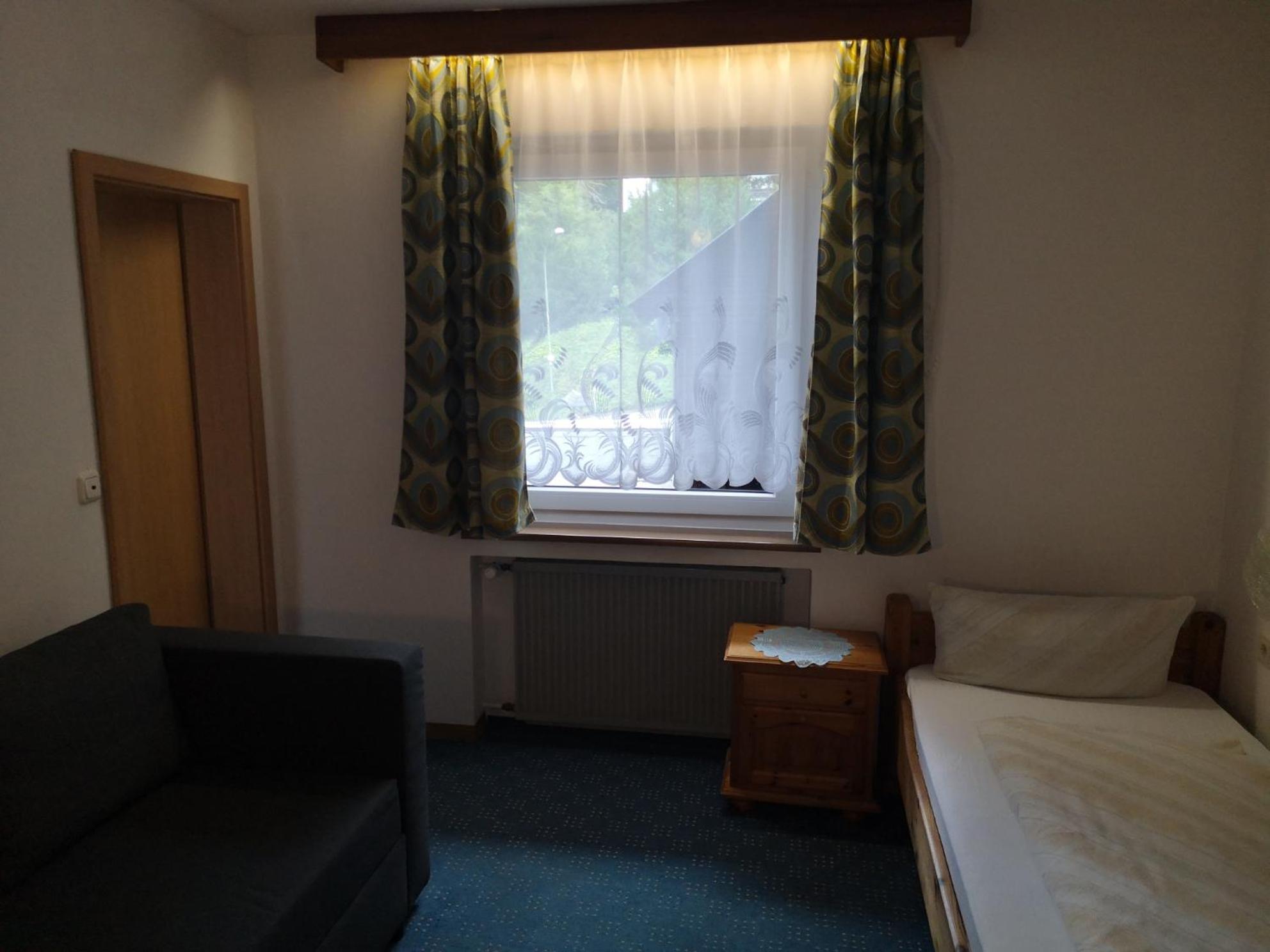 Standard Single Room