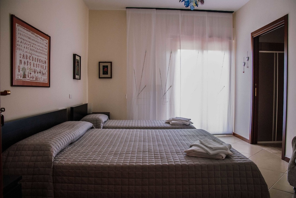 Triple Room, Accessible, Terrace