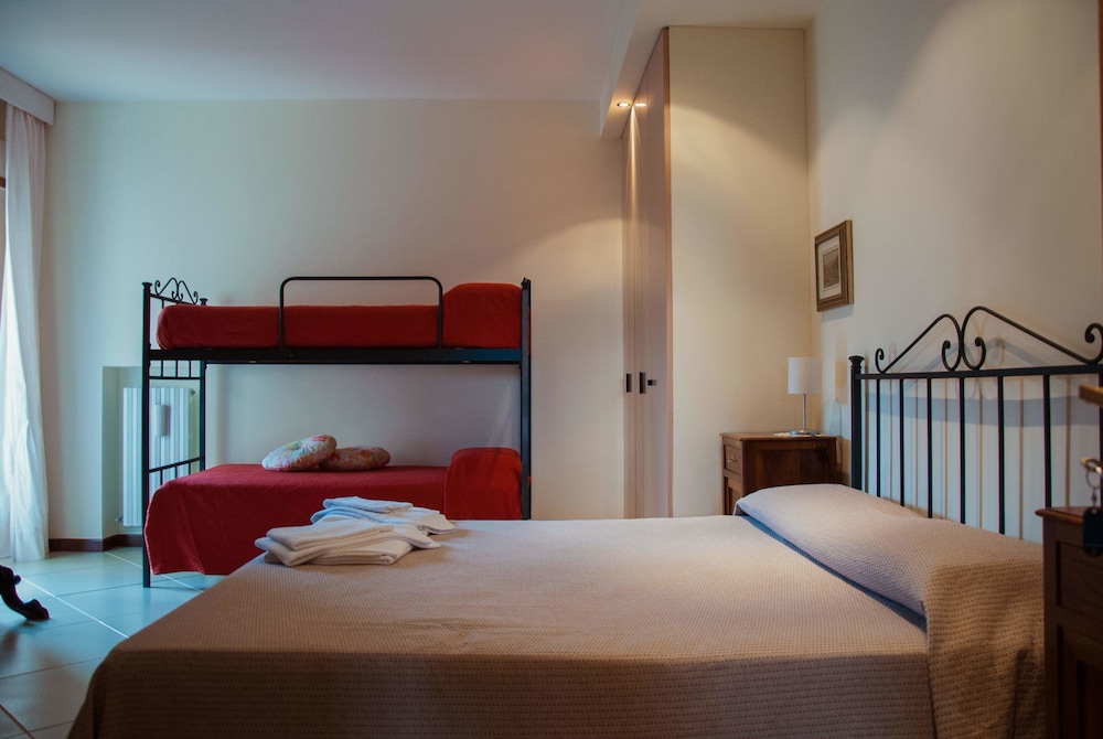 Quadruple Room, Terrace