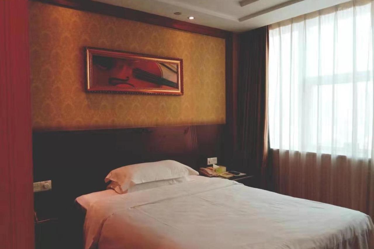 Executive King Room