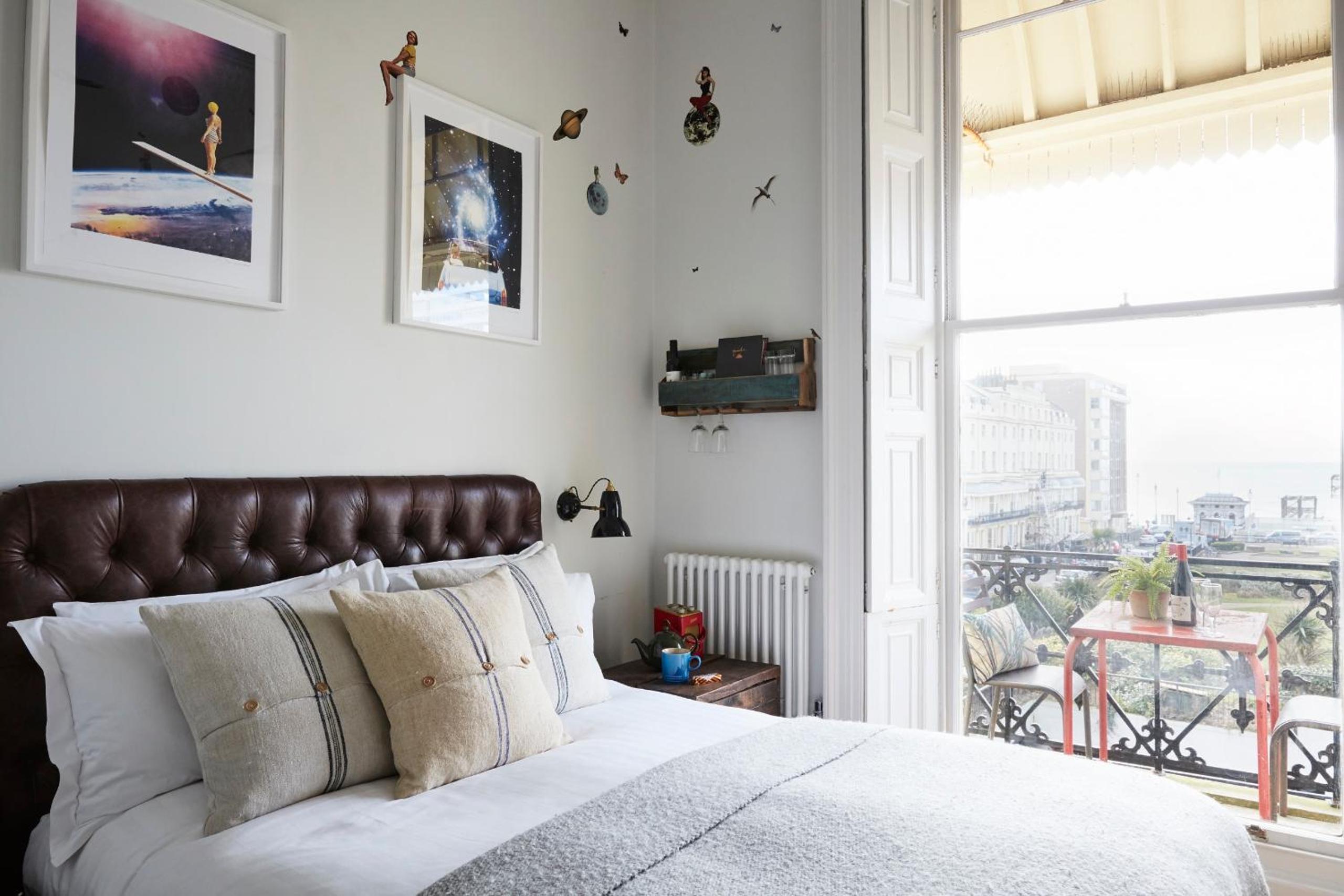 Tiny Double Room with Sea View and Balcony