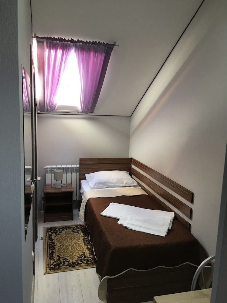 Basic Single Room