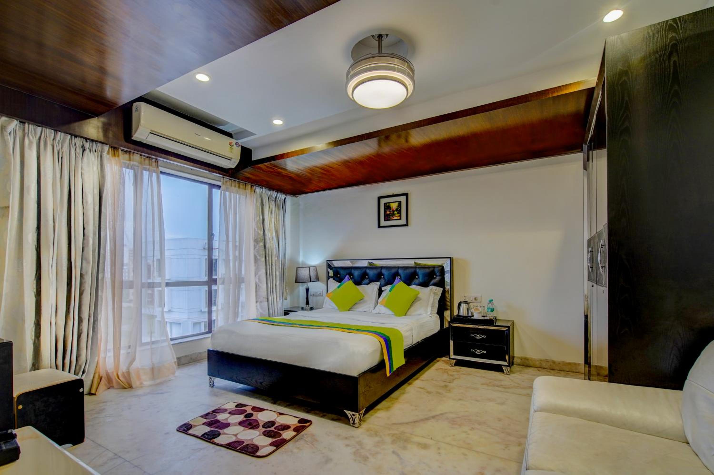 Deluxe Room with City View
