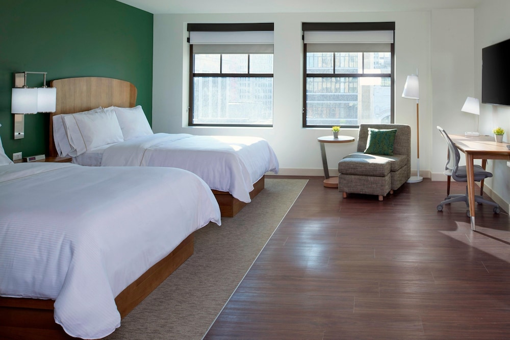 Studio, 2 Queen Beds
