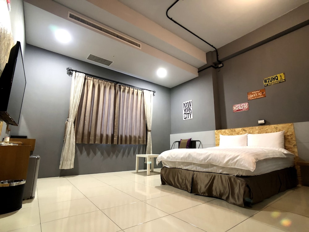 Economy Double Room (106)