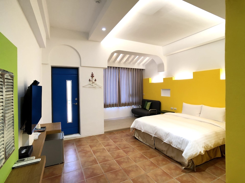 Basic Double Room (306)