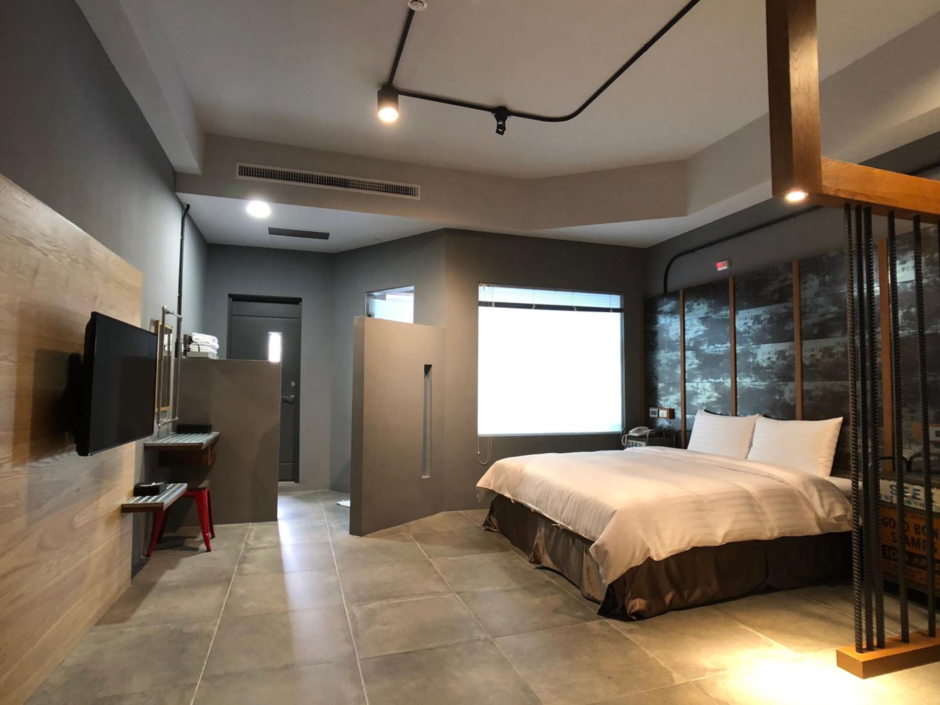 Queen Room