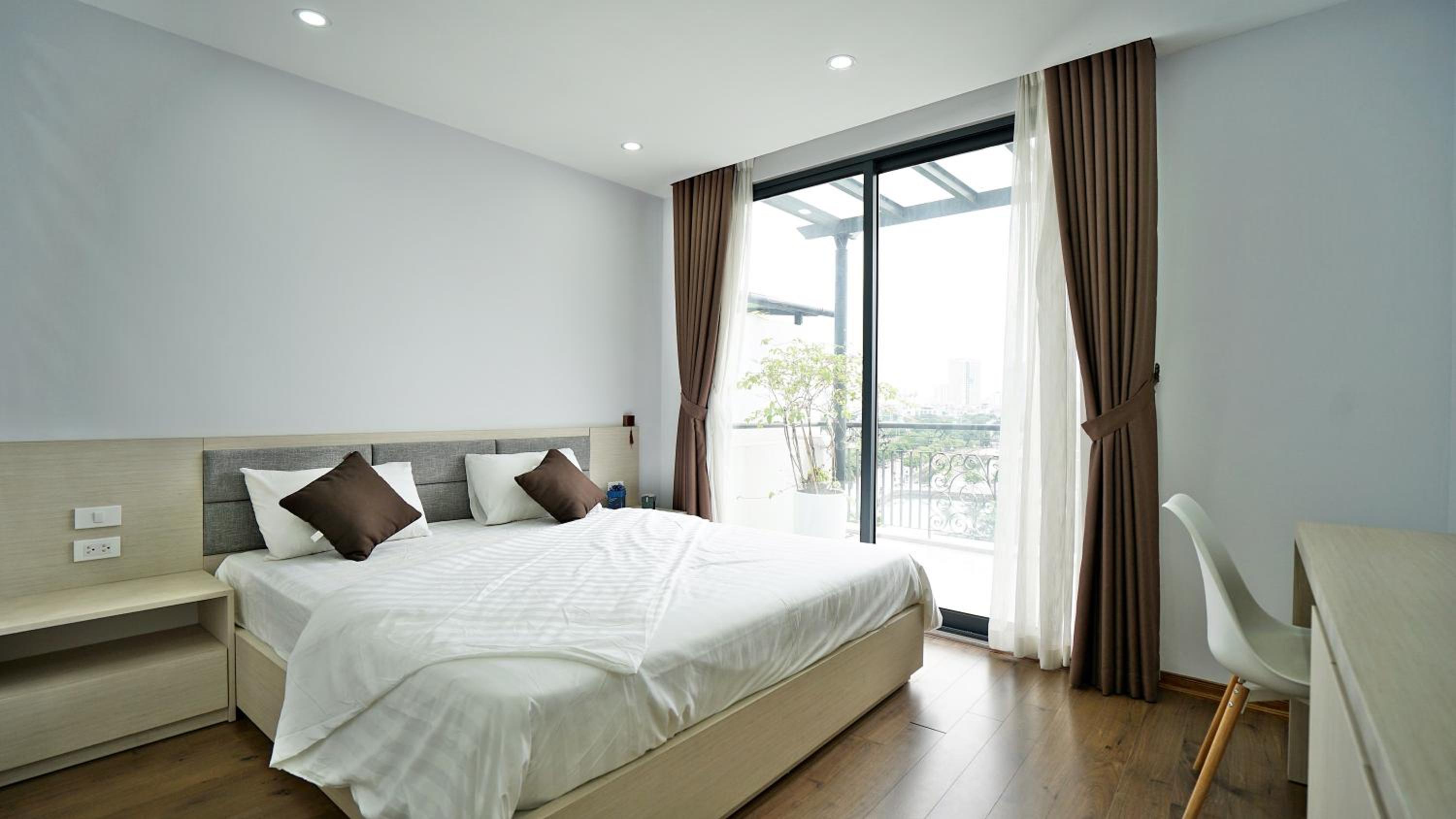 Studio Apartment