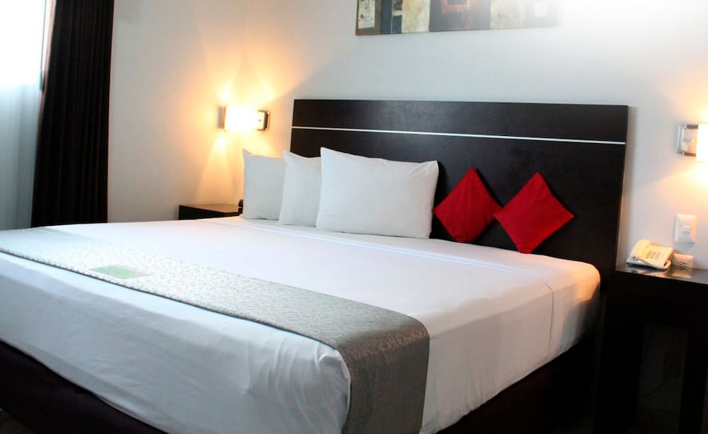 Premium Double Room Single Use, 1 King Bed