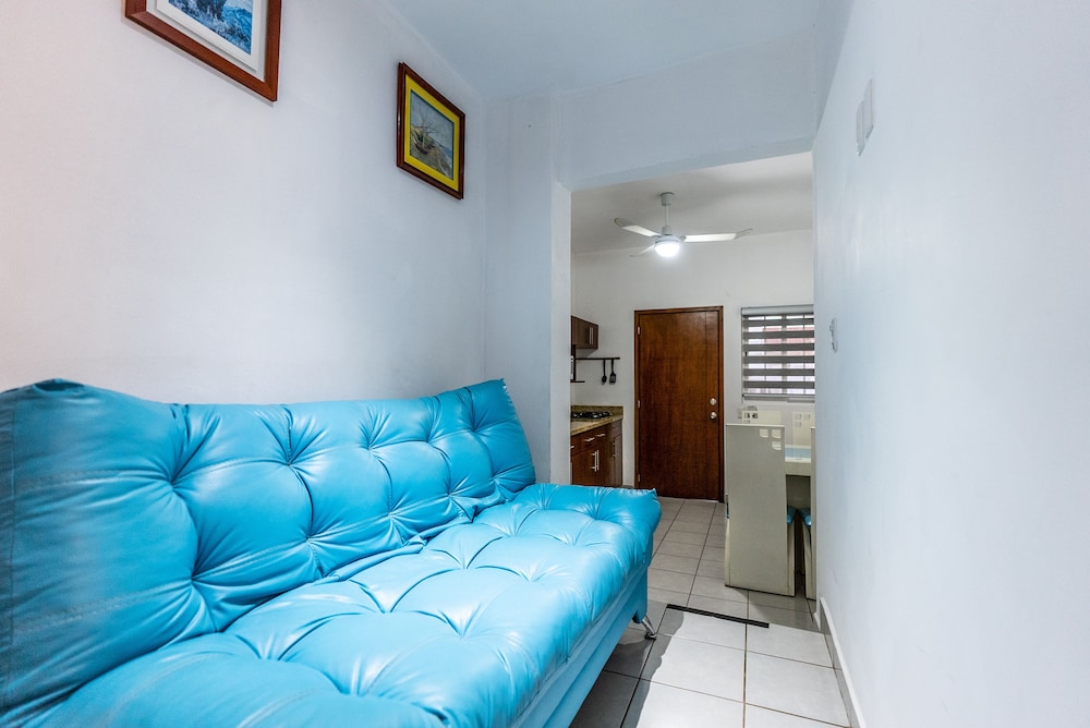 Business Studio Suite, 1 Bedroom, Non Smoking, Kitchenette