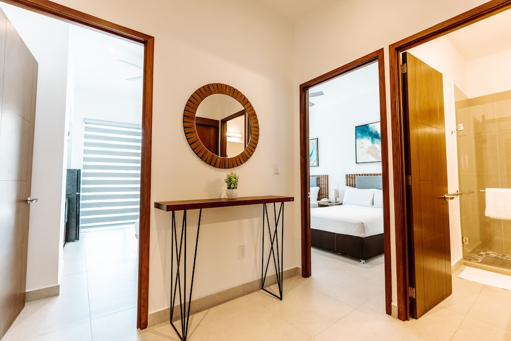 Comfort Suite, 2 Bedrooms, Refrigerator