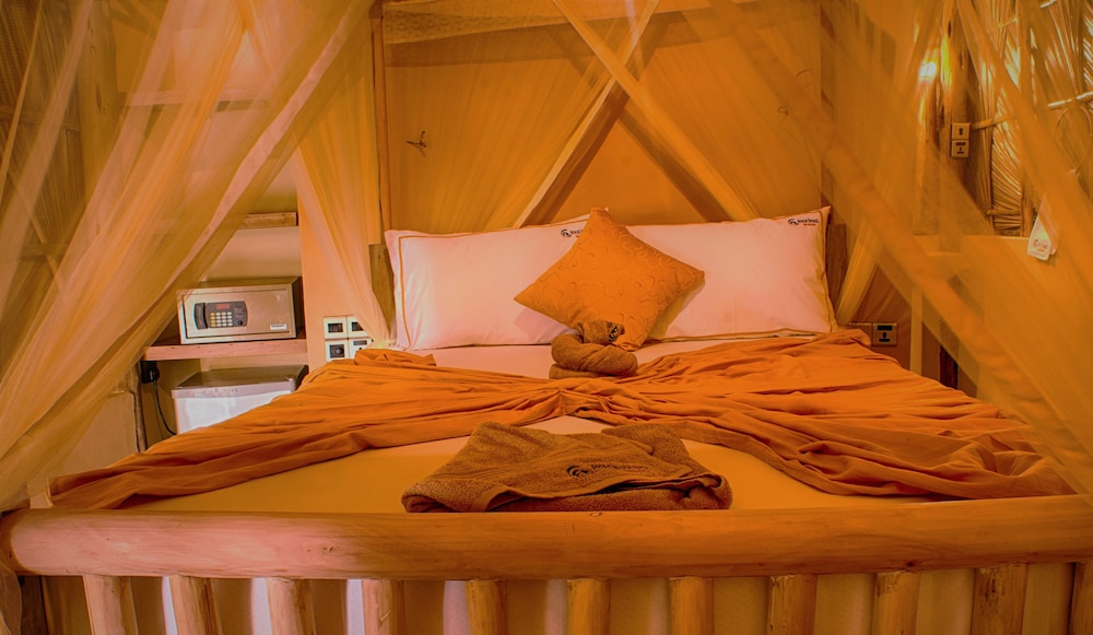 Deluxe Double Room With Beach Front