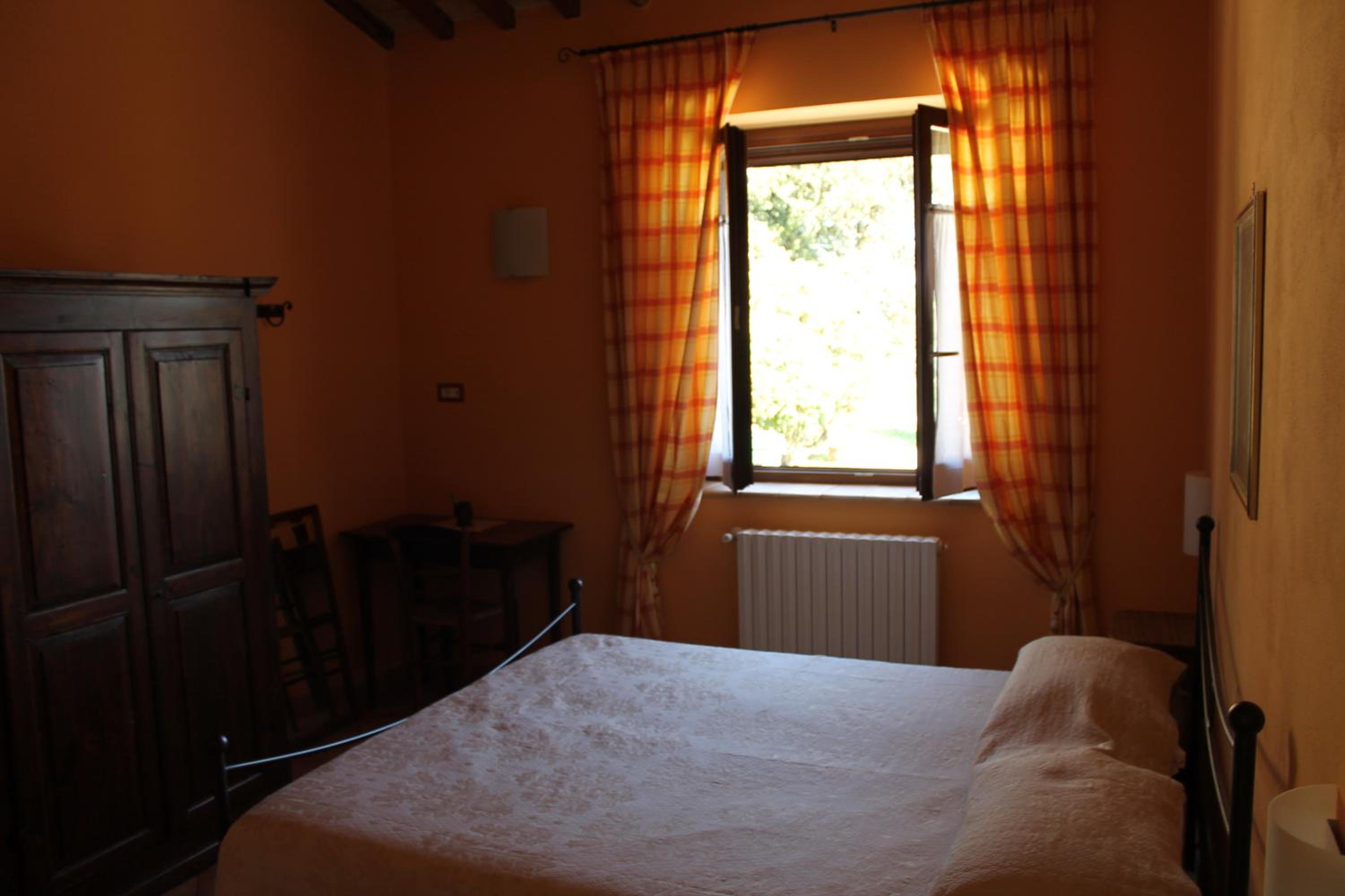  One-Bedroom Apartment ( 2- 4 Adults)