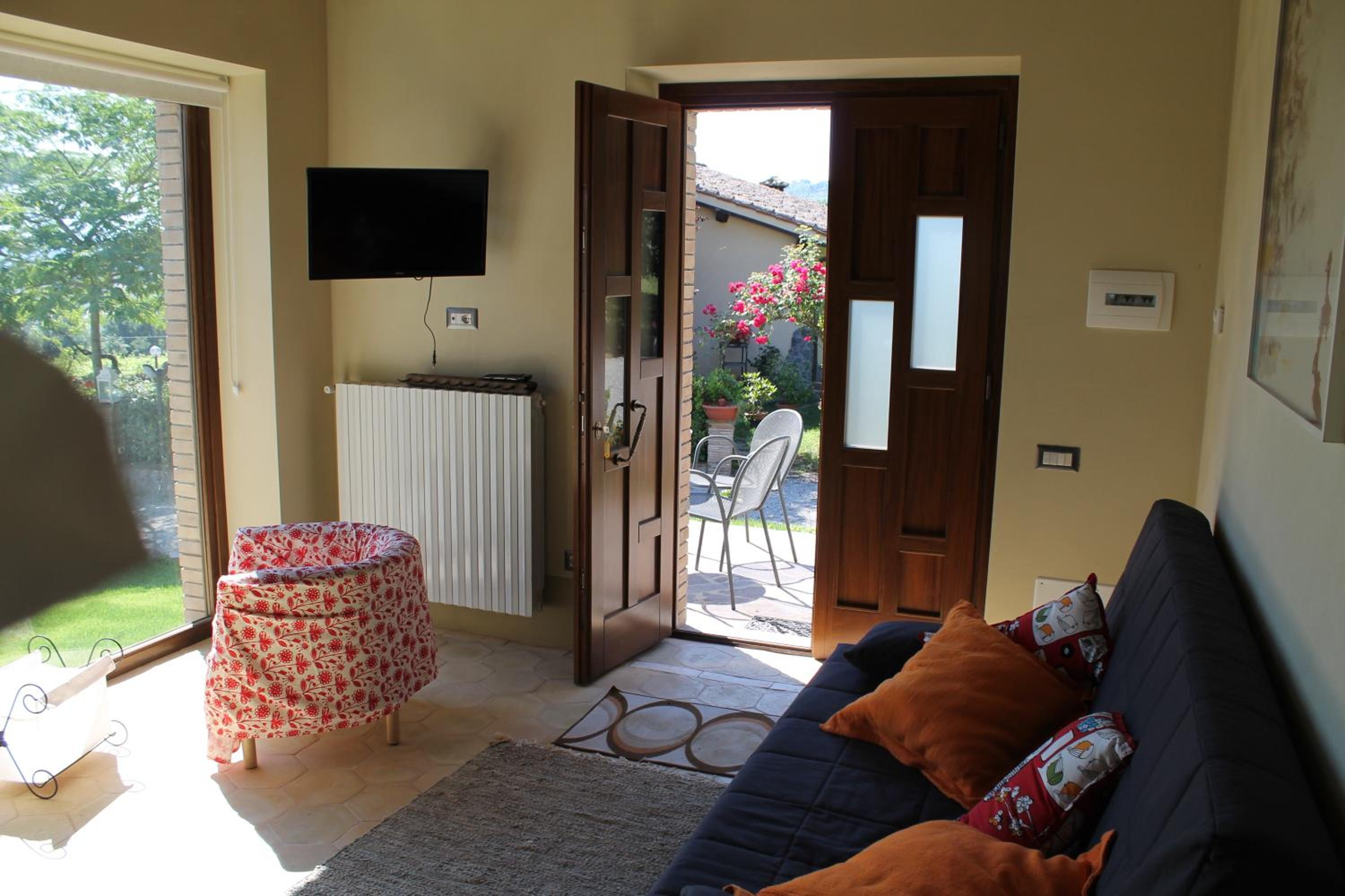  One-Bedroom Apartment (2 Adults)