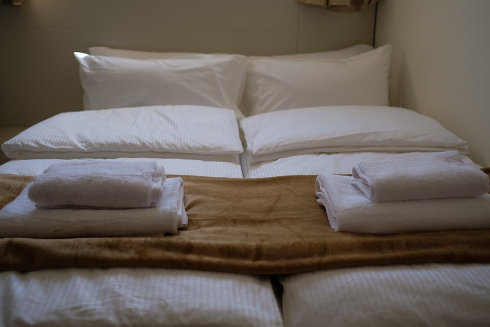 Economy Double Or Twin Room