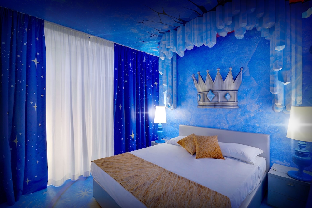 Room (Magic Ice Castle Room)