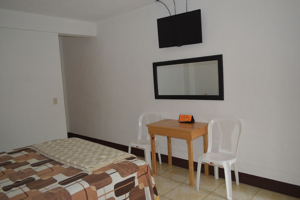 Basic Twin Room, 2 Twin Beds, Non Smoking