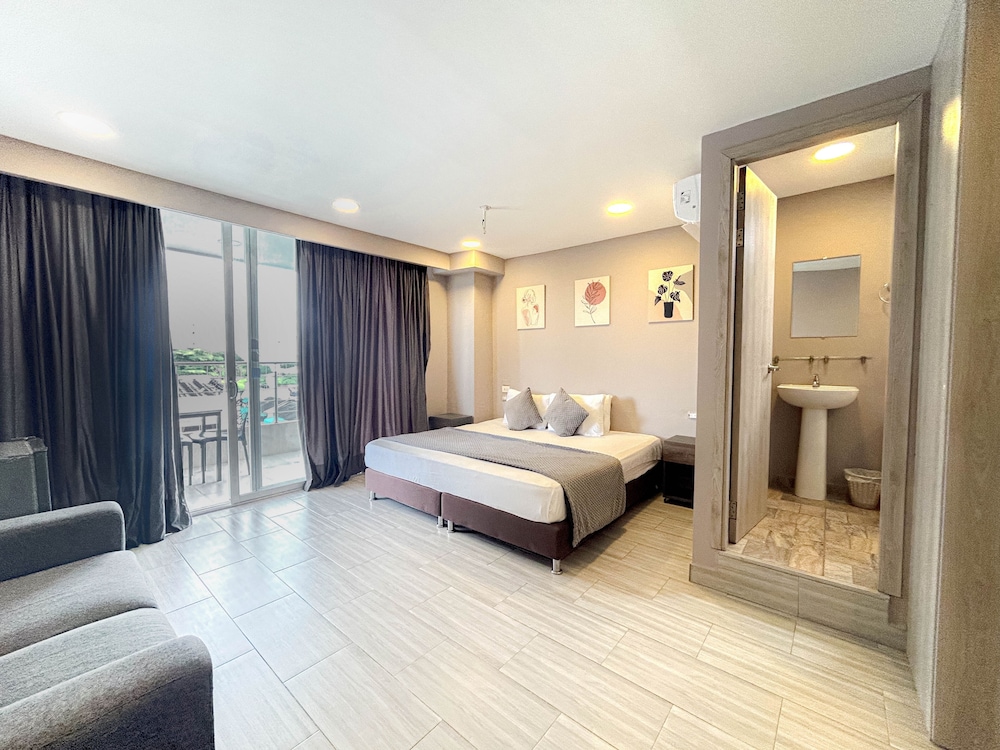 Premier Room