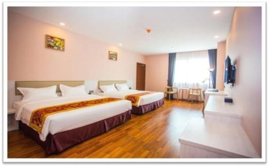 Deluxe King Room