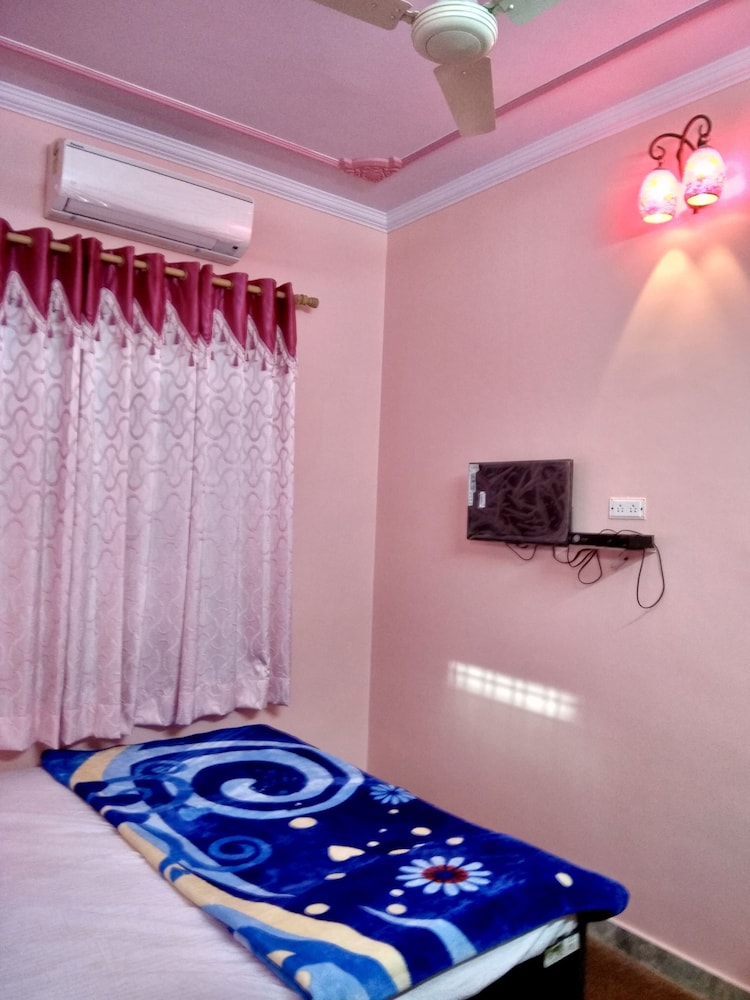 Budget Deluxe Room