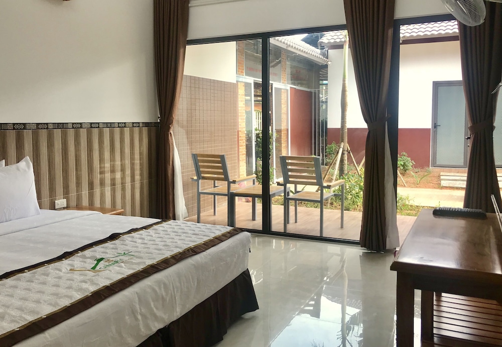 Standard Double or Twin Room, Garden View
