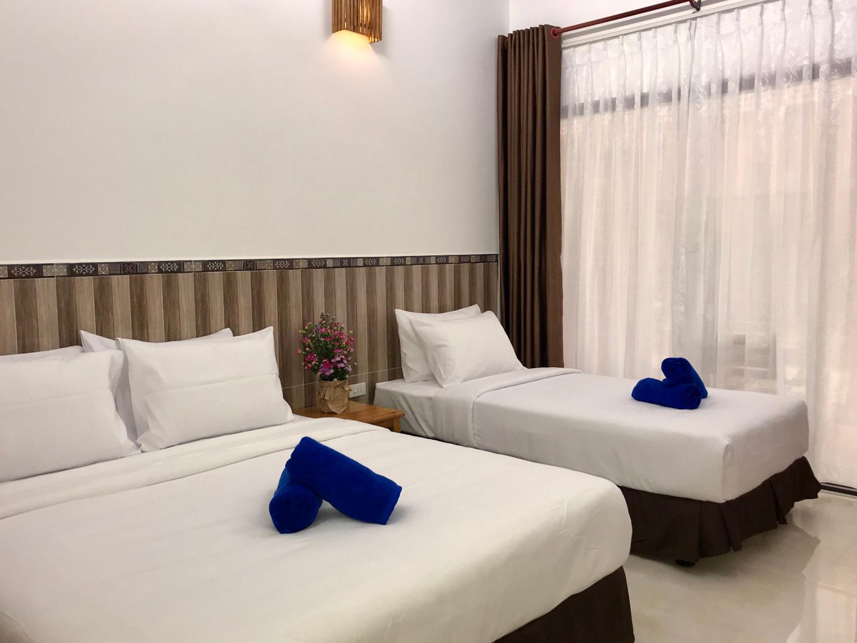 Triple Room with Garden View