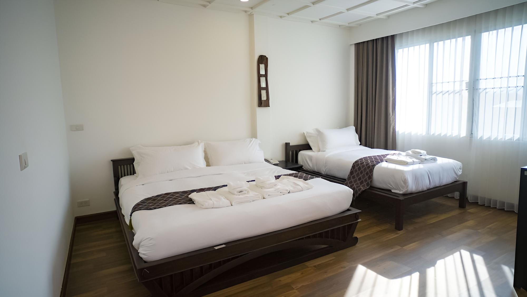 Deluxe Triple Room