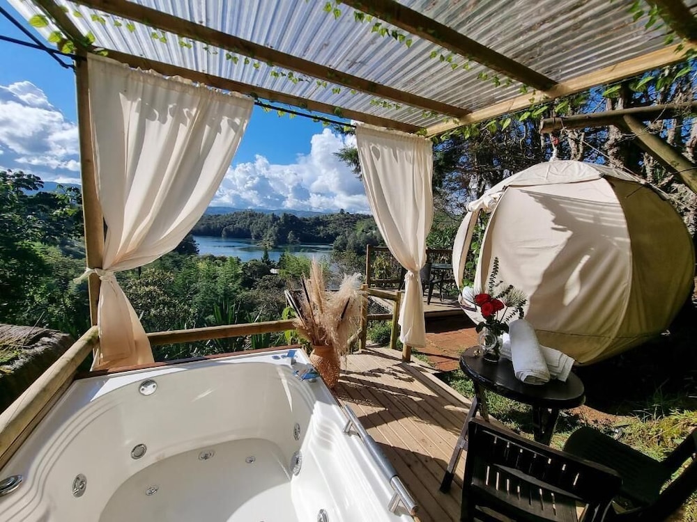 Romantic Room, 1 Queen Bed, Hot Tub, Lagoon View