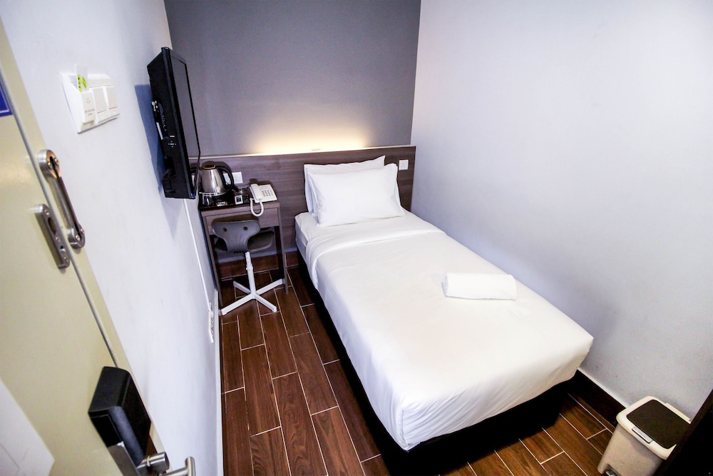 Standard Single Room, 1 Twin Bed, Ensuite