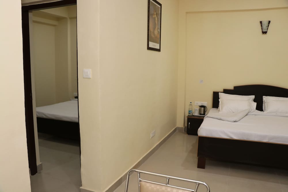 Luxury Suite, 2 Bedrooms, Mountain View