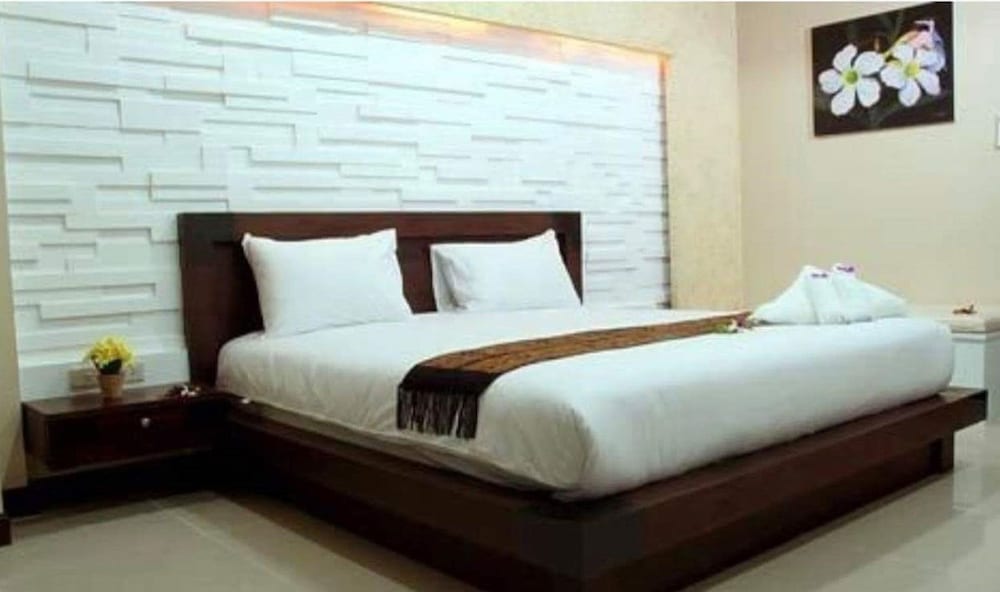 Deluxe Double Or Twin Room, Balcony