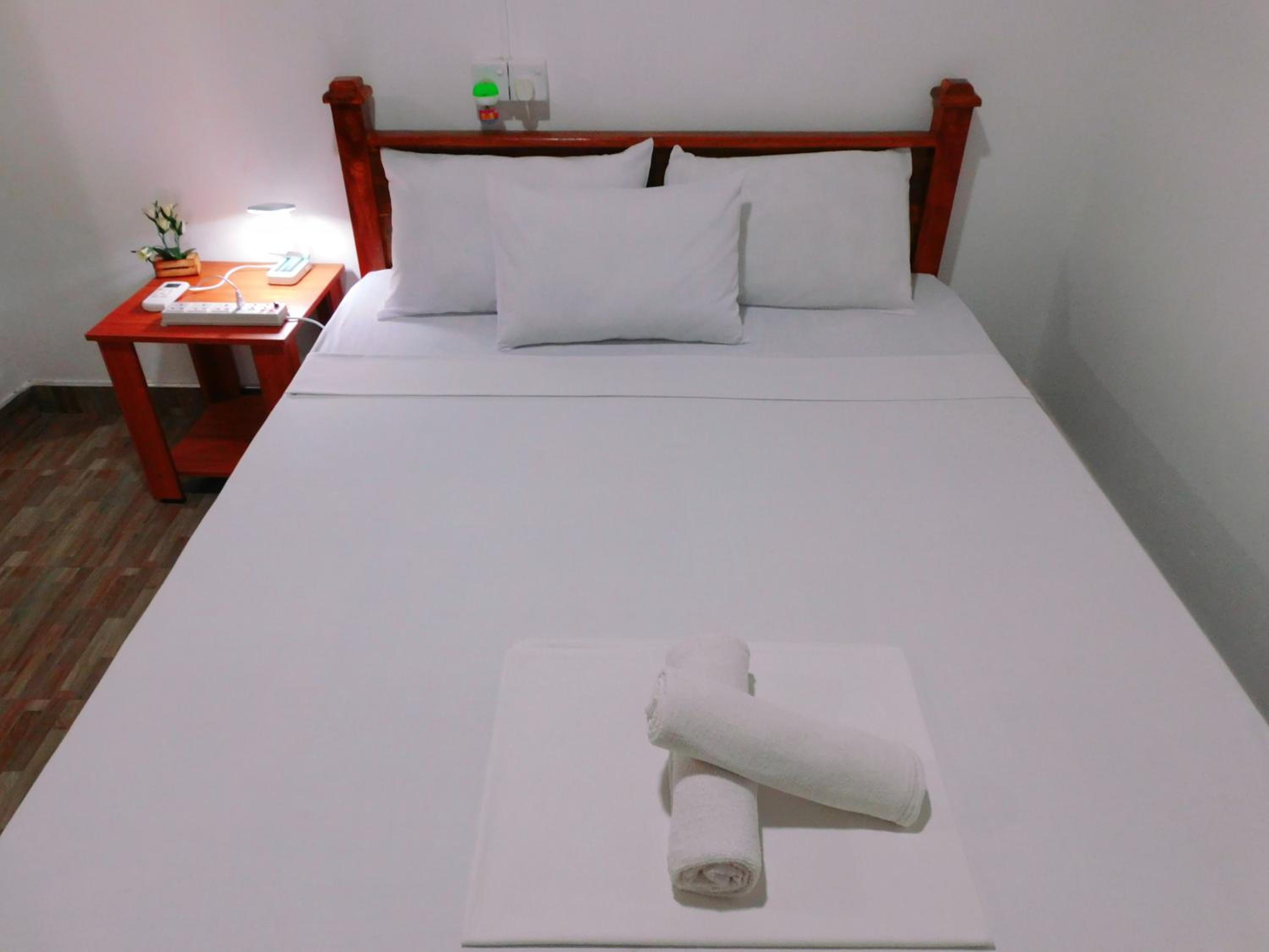 Basic Triple Room