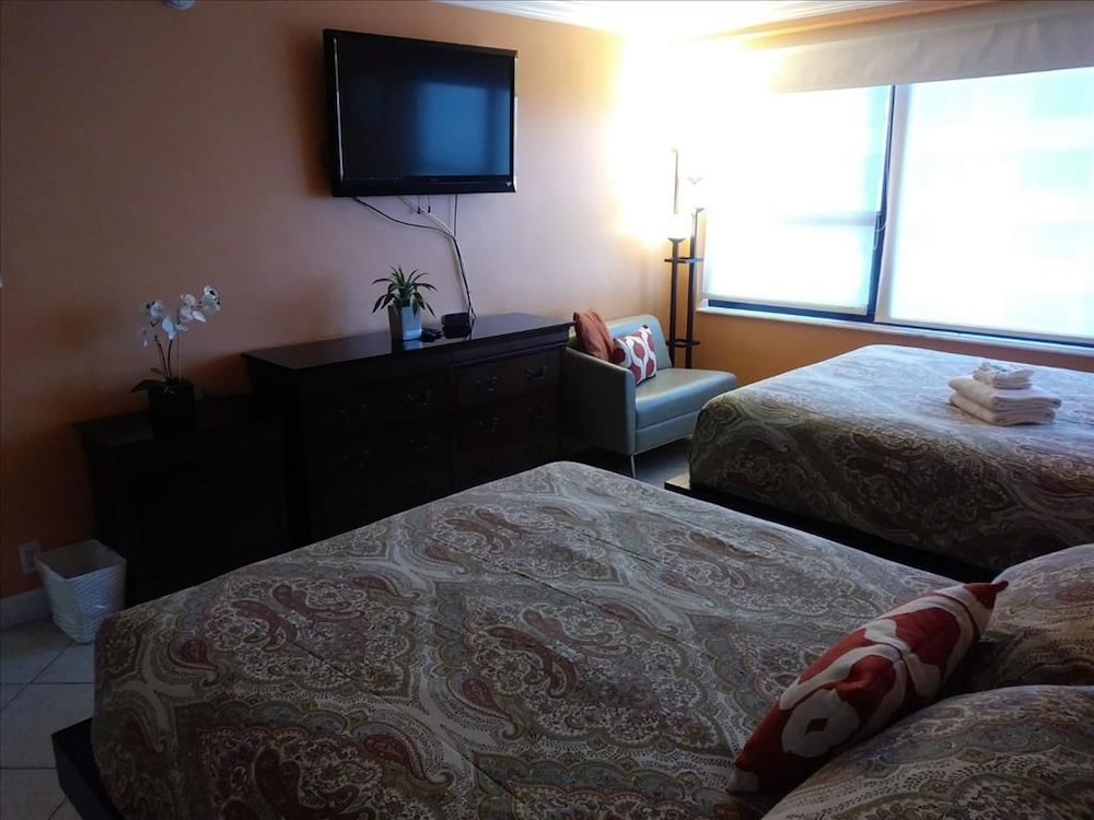 Condo, 2 Bedrooms, 2 Bathrooms, Ocean View (7th Floor)