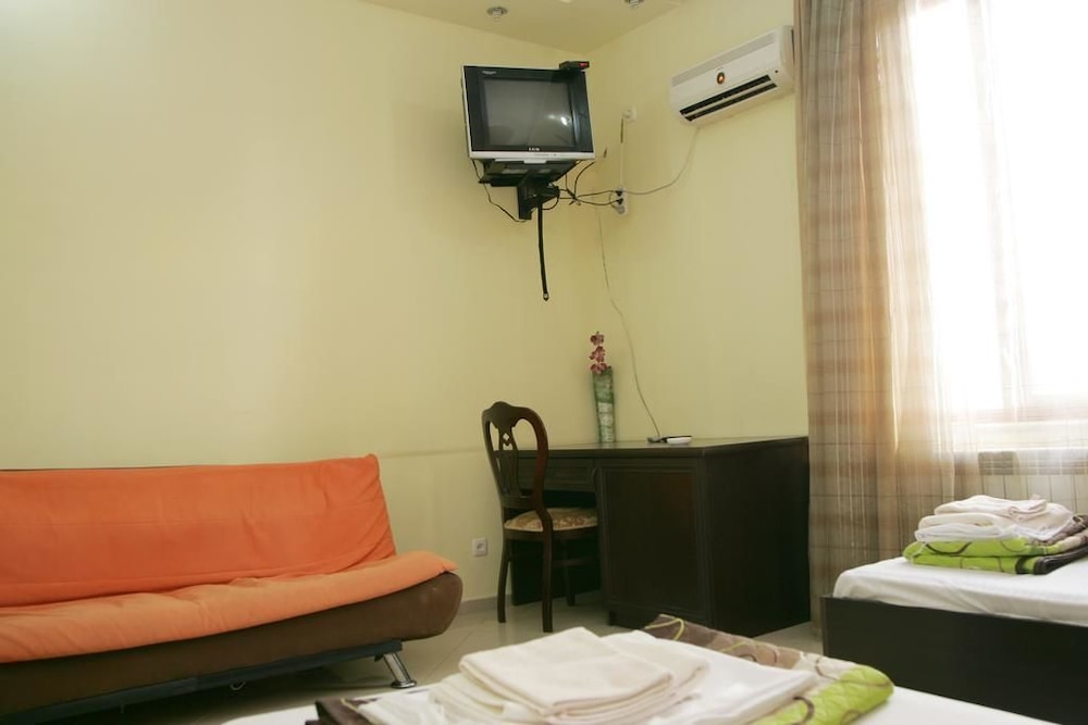 Economy Twin Room