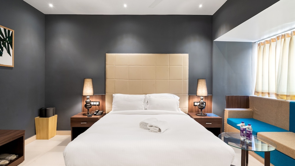 premium classic room city view