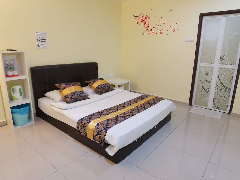 Deluxe Room, 1 Queen Bed