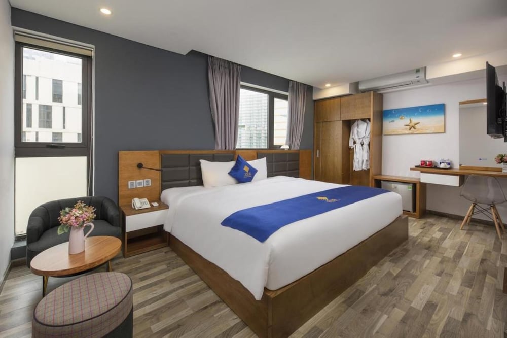 Deluxe Double or Twin Room