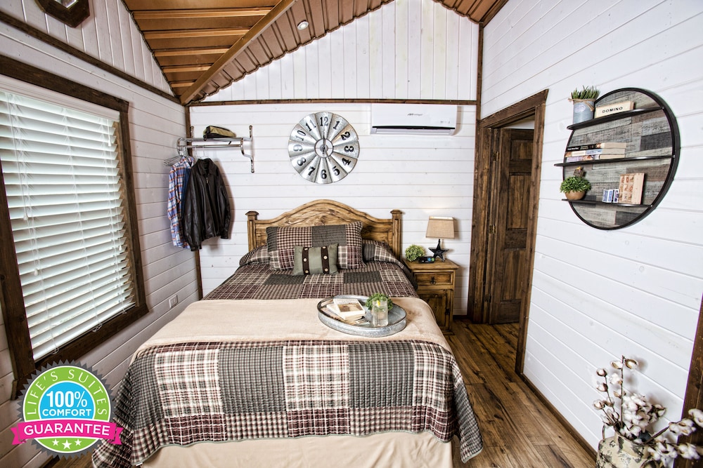 Junior Suite, 1 Queen Bed