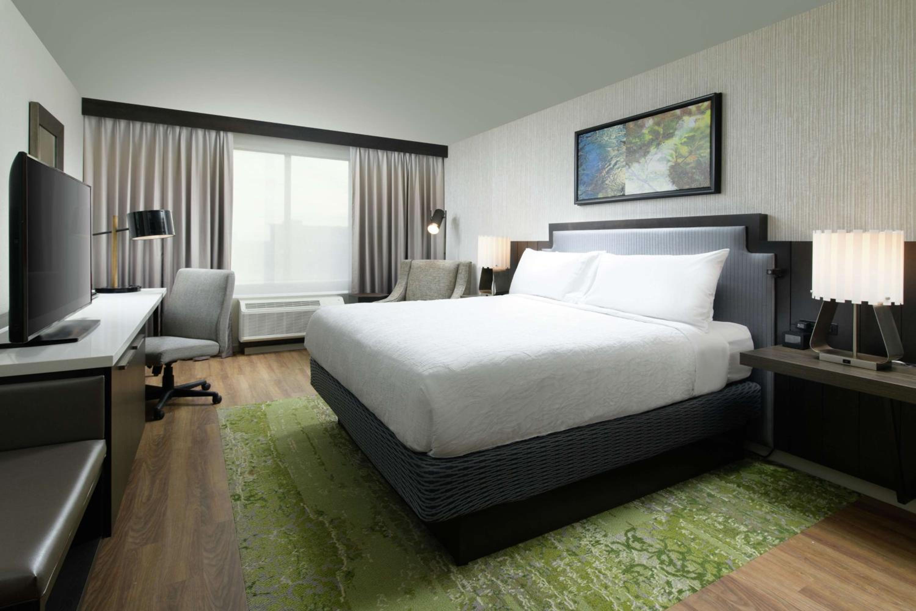 Premium King Room