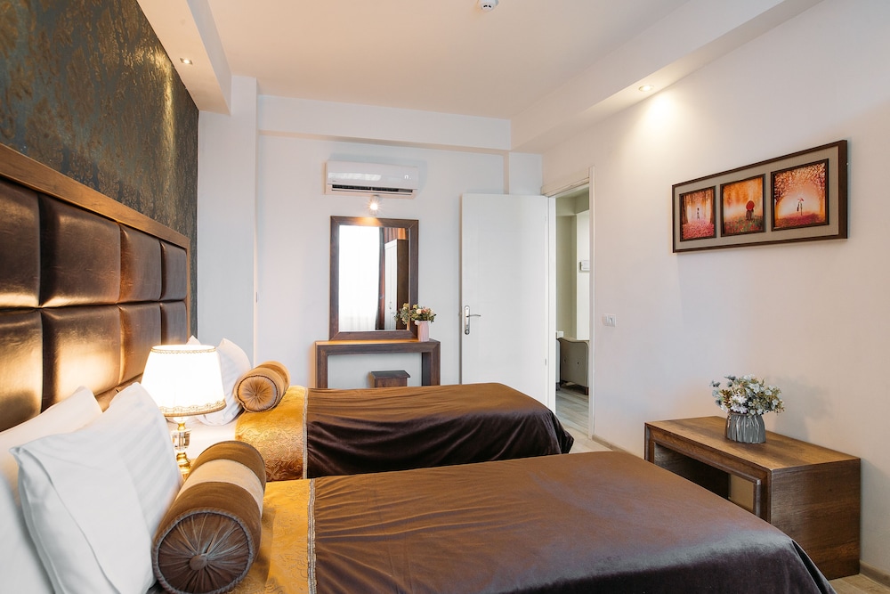 Superior Suite
