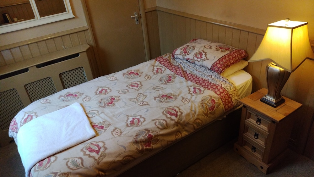 Basic Single Room
