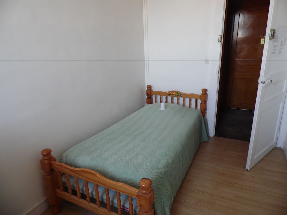 Economy Single Room