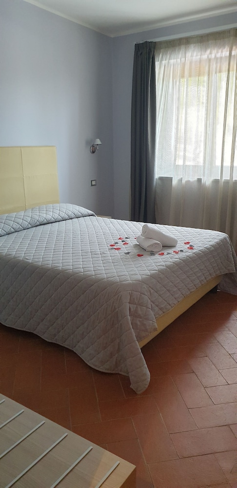 Classic Single Room